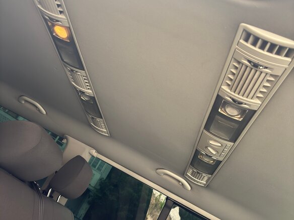 2012 Volkswagen Caravelle T5 Рестайлинг, серебристый, 1849000 рублей - вид 14