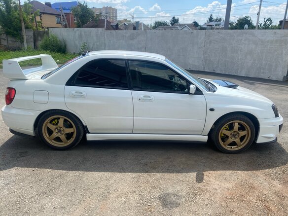 2004 Subaru Impreza II Рестайлинг 1, белый, 1100000 рублей - вид 4