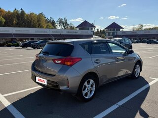 2013 Toyota Auris II, коричневый, 1150000 рублей, вид 4
