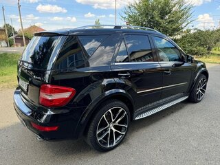 2011 Mercedes-Benz M-Класс 350 II (W164) Рестайлинг, чёрный, 1700000 рублей, вид 5
