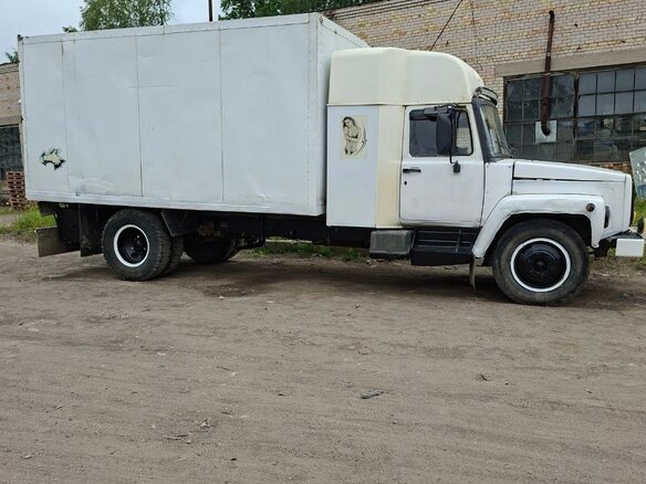 2010 ГАЗ 3307, белый, 400000 рублей - вид 2
