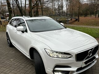 2019 Volvo V90 Cross Country I, белый, 3800000 рублей, вид 1