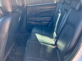 2013 Mitsubishi ASX I Рестайлинг, белый, 1200000 рублей, вид 3