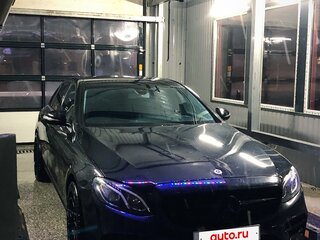 2018 Mercedes-Benz E-Класс 200 V (W213, S213, C238), чёрный, 2200000 рублей, вид 1