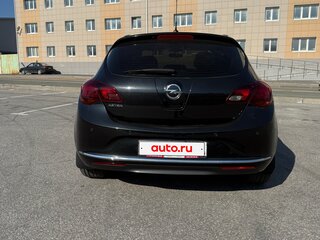 2013 Opel Astra J Рестайлинг, чёрный, 880000 рублей, вид 3