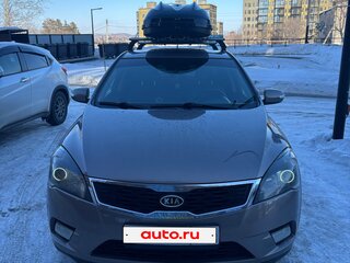 2012 Kia Ceed I Рестайлинг, бежевый, 700000 рублей, вид 1