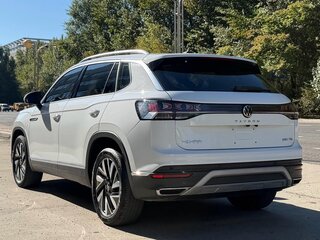 2023 Volkswagen Tayron I Рестайлинг, белый, 2305347 рублей, вид 4