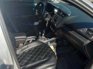 2015 Kia Rio III Рестайлинг, серебристый, 900000 рублей, вид 5