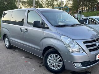 2018 Hyundai Grand Starex I Рестайлинг, серый, 2050000 рублей, вид 1