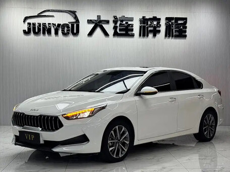 2022 Kia K3 II (China Market), белый, 1460000 рублей, вид 1