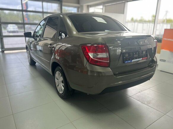 2026 Lada (ВАЗ) Granta I Рестайлинг, коричневый - вид 11