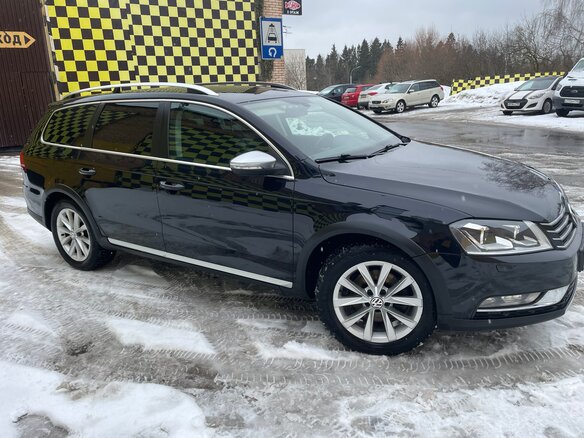 2013 Volkswagen Passat Alltrack B7, чёрный, 1600000 рублей - вид 4