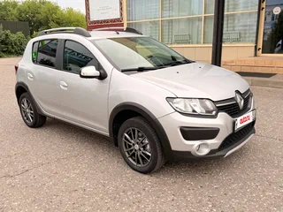 2016 Renault Sandero Stepway II, серый, 1030000 рублей, вид 2