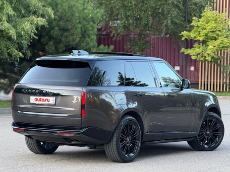 2022 Land Rover Range Rover P530 MHEV V, серый, 15900000 рублей, вид 4