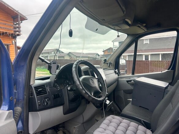 2008 Mercedes-Benz Sprinter, синий, 1650000 рублей - вид 3