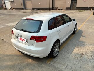 2011 Audi A3 II (8P) Рестайлинг 2, белый, 750000 рублей, вид 3
