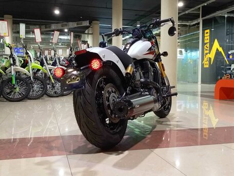 2024 Indian Scout, белый, 1650000 рублей, вид 4
