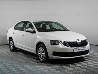 2017 Skoda Octavia III (A7) Рестайлинг, белый, 1067000 рублей, вид 3