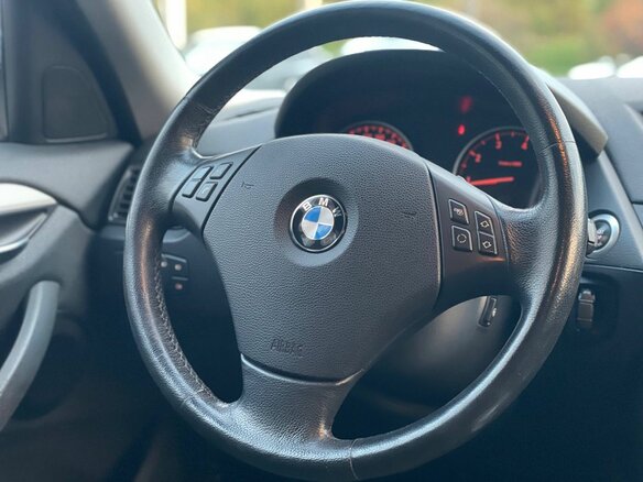 2014 BMW X1 20i I (E84) Рестайлинг, коричневый, 1400000 рублей - вид 19