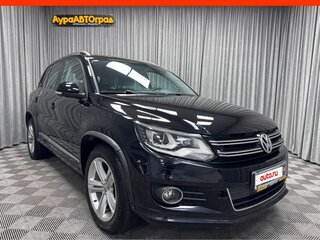 2016 Volkswagen Tiguan I Рестайлинг, чёрный, 1590000 рублей, вид 1
