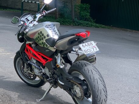 2013 MV Agusta Brutale 1090, серебристый, 749000 рублей, вид 3