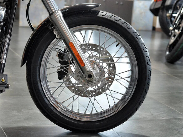 2022 Harley-Davidson Softail Standard, чёрный, 2150000 рублей - вид 9