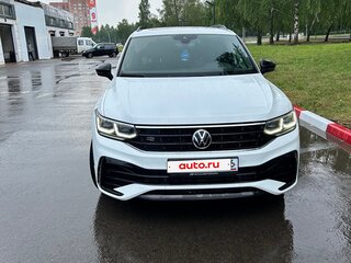 2021 Volkswagen Tiguan II Рестайлинг, белый, 2800000 рублей, вид 1