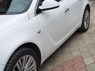 2013 Opel Insignia I Рестайлинг, белый, 1420000 рублей, вид 3