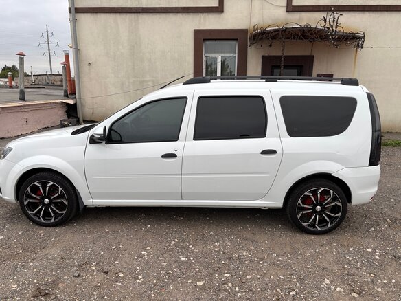 2022 Lada (ВАЗ) Largus I Рестайлинг, белый, 1300000 рублей - вид 3