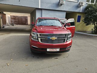2016 Chevrolet Tahoe IV, красный, 3500000 рублей, вид 2