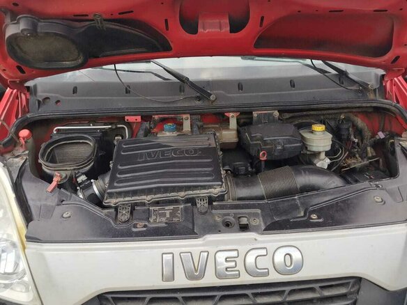2013 Iveco Daily, красный, 1798000 рублей - вид 7