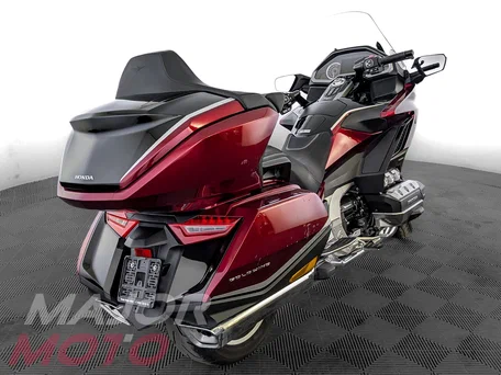 2021 Honda GL 1800 Gold Wing, красный, 2545000 рублей, вид 5
