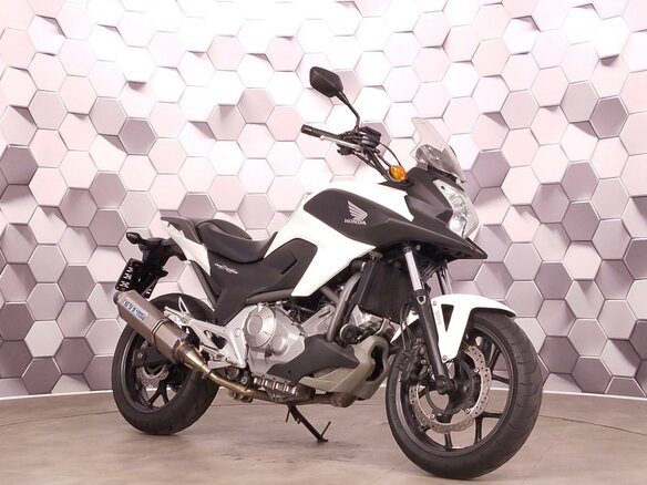 2013 Honda NC 700X, белый, 457000 рублей