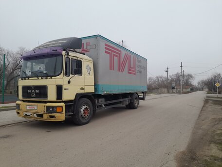 1990 MAN 18, жёлтый, 850000 рублей, вид 4