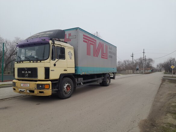 1990 MAN 18, жёлтый, 850000 рублей - вид 3