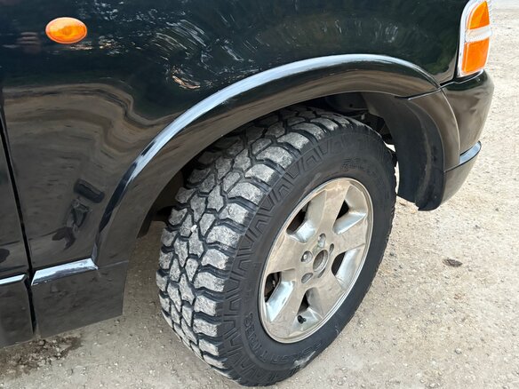 2005 Ford Explorer III, чёрный - вид 17