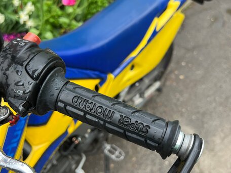 2004 Husqvarna SM 400, жёлтый, 325000 рублей, вид 2