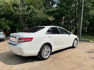 2009 Toyota Camry VI (XV40) Рестайлинг, белый, 2500000 рублей, вид 4