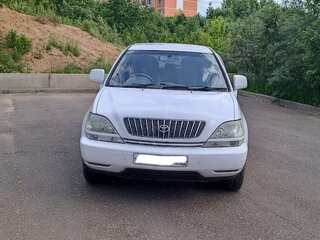 1998 Toyota Harrier I (XU10), белый, 900000 рублей, вид 2