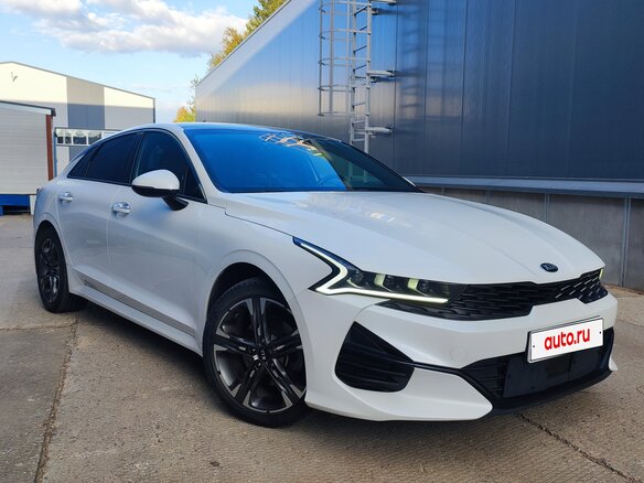 2020 Kia K5 III, белый, 2780000 рублей