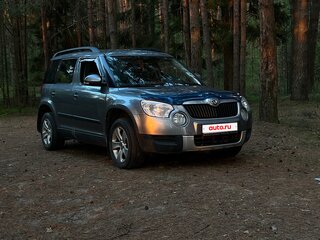 2012 Skoda Yeti I, серебристый, 700000 рублей, вид 2