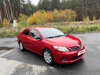 2010 Toyota Corolla X (E140, E150) Рестайлинг, красный, 850000 рублей, вид 3