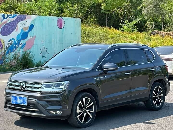Открыть фотографии: Volkswagen Tharu I