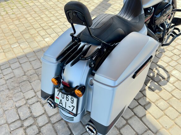2017 Harley-Davidson Road Glide Special, серебристый, 1900000 рублей - вид 12