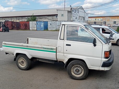 1990 Toyota LiteAce, белый, 375000 рублей, вид 2