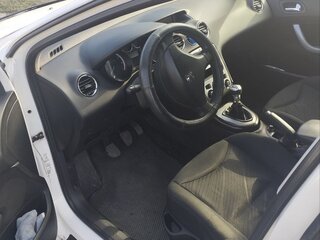 2008 Peugeot 308 I, белый, 500000 рублей, вид 3
