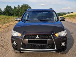 2010 Mitsubishi Outlander II Рестайлинг, коричневый, 988000 рублей, вид 1