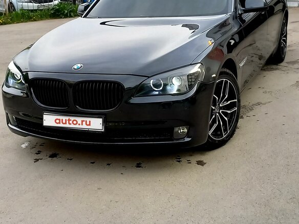 2010 BMW 7 серии 750Li xDrive V (F01/F02/F04), серый - вид 7