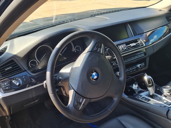 2014 BMW 5 серии 520i VI (F10/F11/F07) Рестайлинг, синий, 1650000 рублей - вид 4