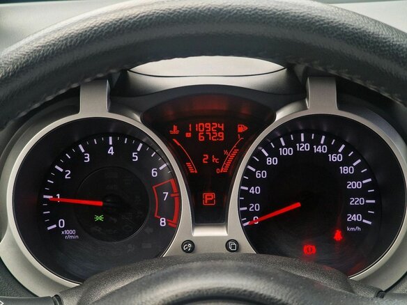 2012 Nissan Juke I, белый - вид 7